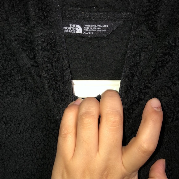 Brand: The North Face, Size: XL, Color: Black - Picture 3 of 3